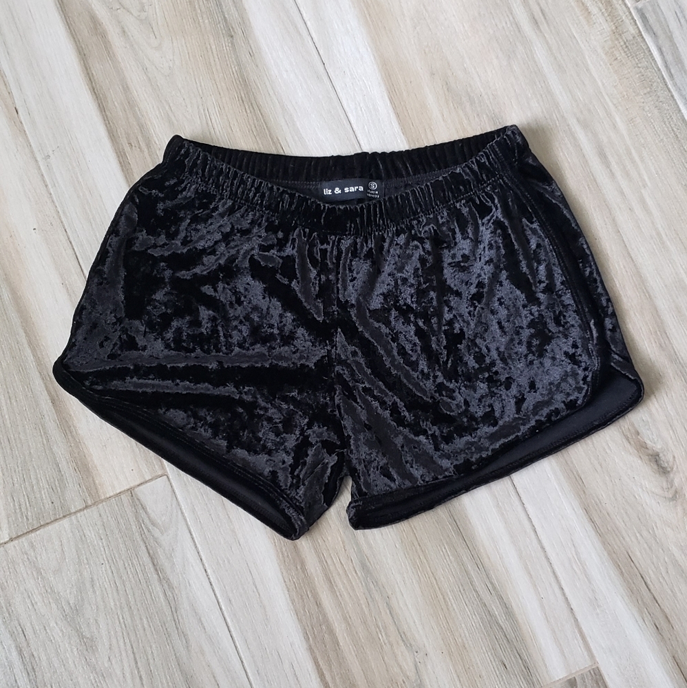 Black Velvet Active Shorts sz X Small